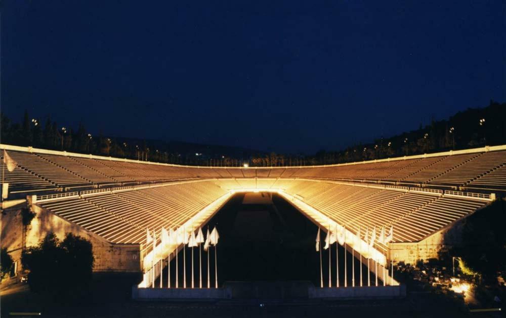 Myth2 - Hike Around Ancient Panathenaic Stadium Near Metro With View Of Big Park Lejlighed Eksteriør billede